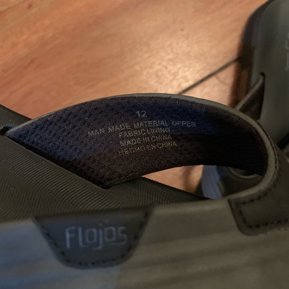 Flojos Flip Flops - Picture 3 of 3